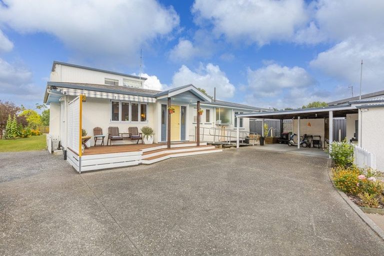 Photo of property in 6 Beaumont Lane, Havelock North, 4130