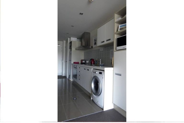 Photo of property in Republic Apartments, 5b/10 Lorne Street, Te Aro, Wellington, 6011