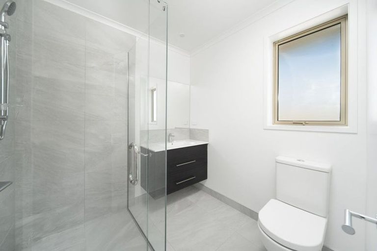 Photo of property in 91 Kaurinui Crescent, One Tree Point, 0118