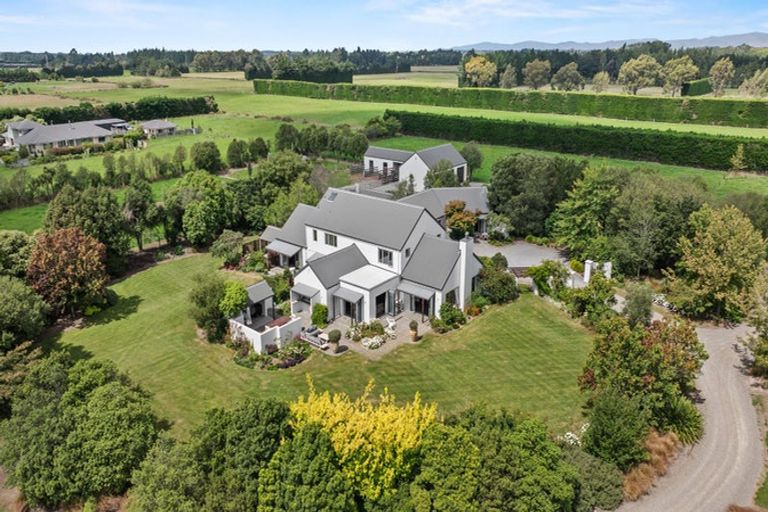 Photo of property in 2 Camwell Park, Flaxton, Rangiora, 7691