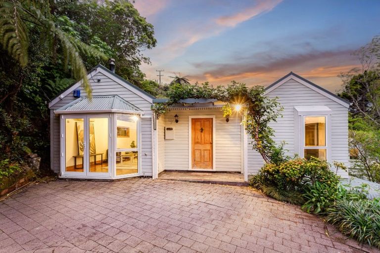 Photo of property in 102a Miromiro Road, Normandale, Lower Hutt, 5010