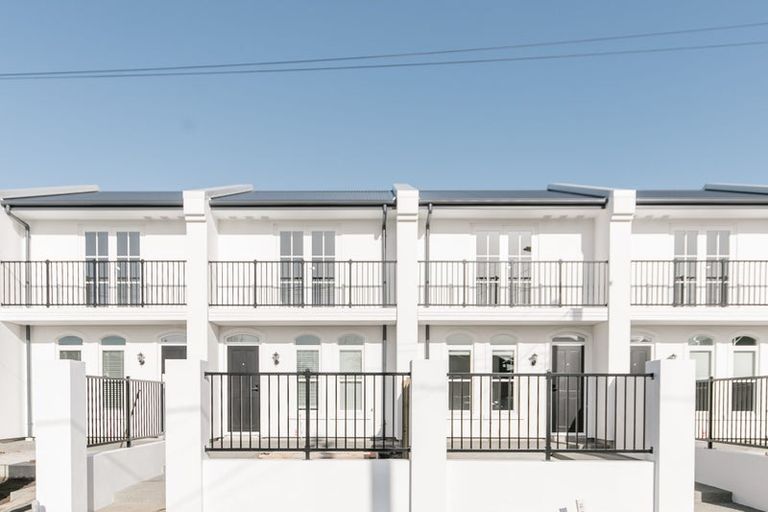 Photo of property in 6/12 Burke Street, Addington, Christchurch, 8024