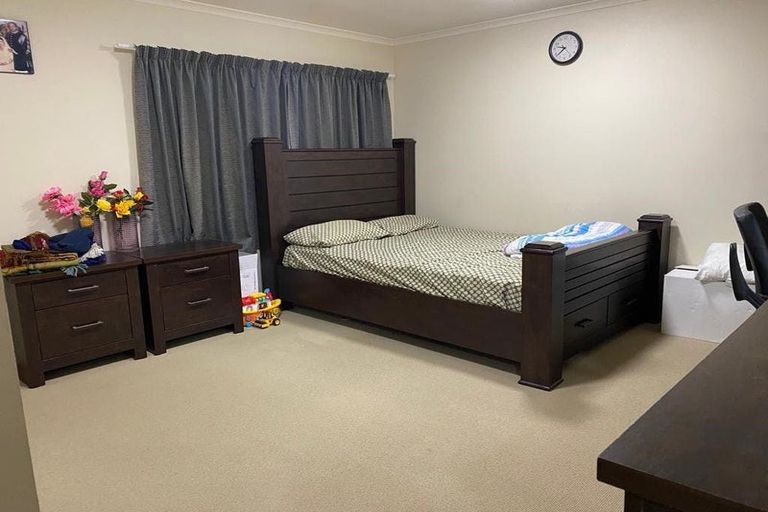 Photo of property in 47 Tiri Tiri Road, Birkdale, Auckland, 0626