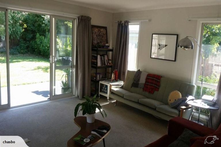 Photo of property in 69 Saint Martins Road, Saint Martins, Christchurch, 8022