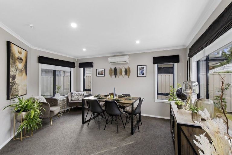 Photo of property in 5 Vernon Grove, Brown Owl, Upper Hutt, 5018