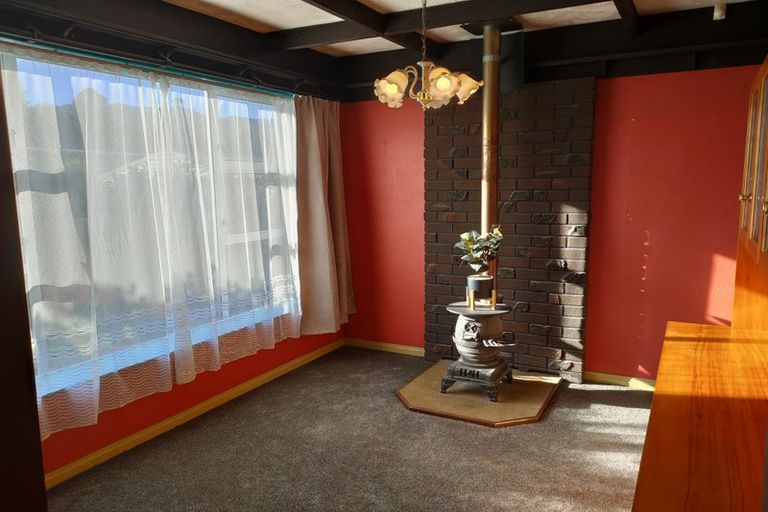 Photo of property in 21 Cudby Street, Woburn, Lower Hutt, 5011