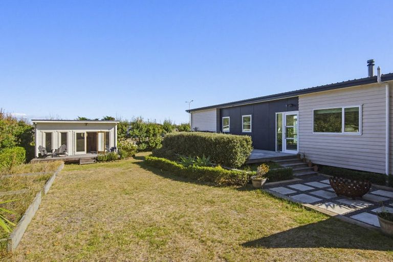 Photo of property in 246 Park Avenue, Waitarere Beach, Levin, 5510