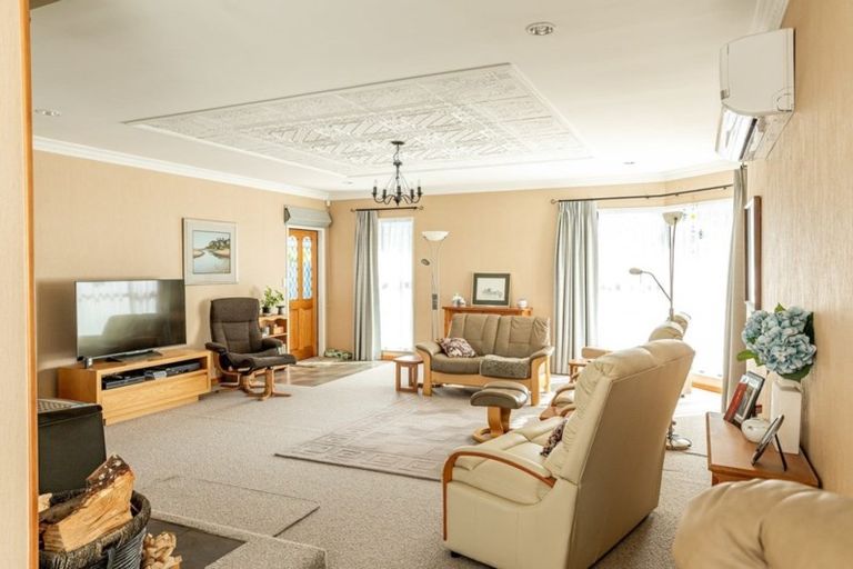 Photo of property in 4 Hunter Street, Westport, 7825