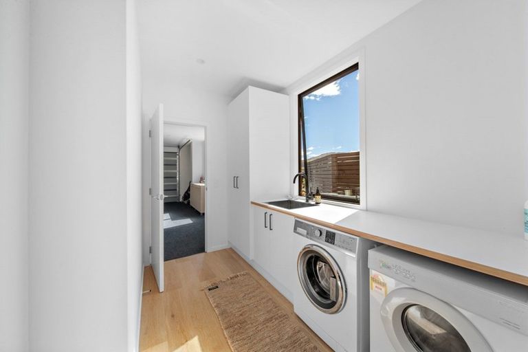 Photo of property in 3a Glenelg Lane, Jacks Point, 9371