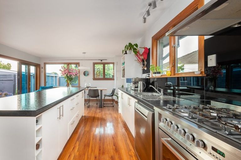 Photo of property in 4 Teesdale Street, Burnside, Christchurch, 8053