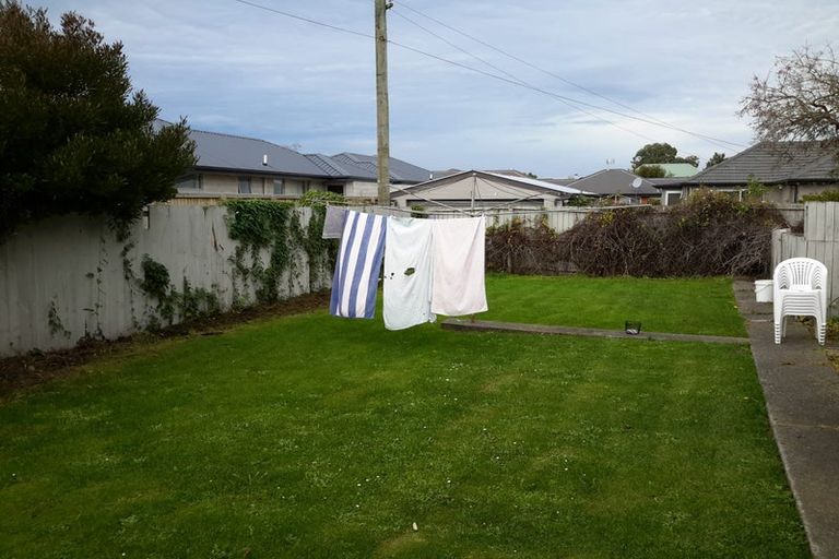 Photo of property in 7 Nyoli Street, Northcote, Christchurch, 8052