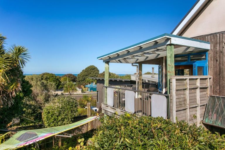 Photo of property in 1 Oneroa Road, Wainui, Gisborne, 4010