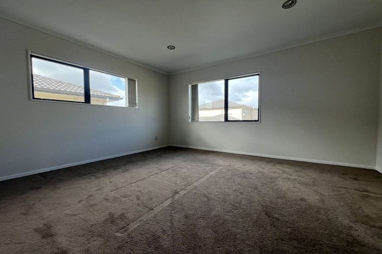 Photo of property in 99 Flat Bush School Road, Flat Bush, Auckland, 2019