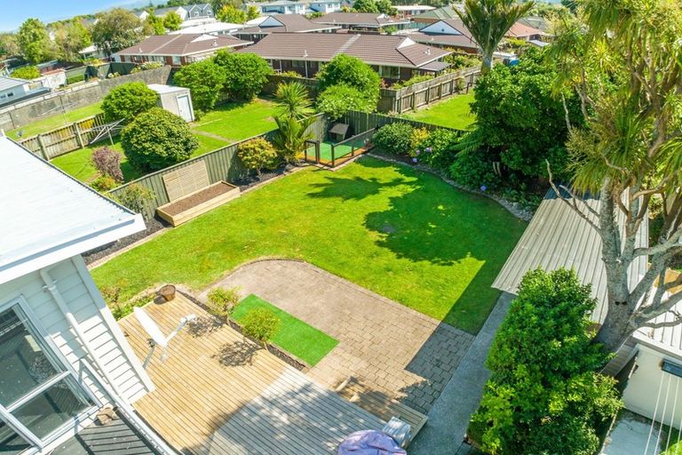 Photo of property in 12 Freyberg Street, Waterloo, Lower Hutt, 5011