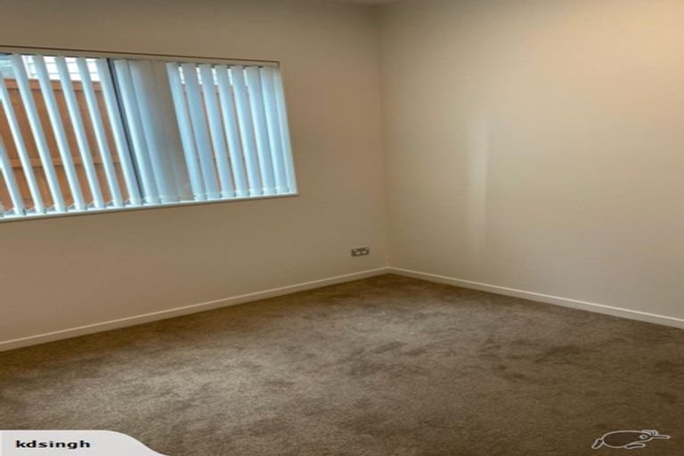 Photo of property in 27 Drumbuoy Drive, Flat Bush, Auckland, 2019