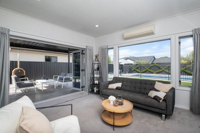 Photo of property in 10 Donald Place, Frimley, Hastings, 4120