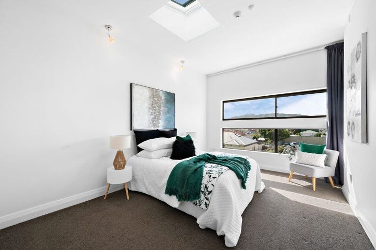 Photo of property in 2/1a Elizabeth Street, Petone, Lower Hutt, 5012