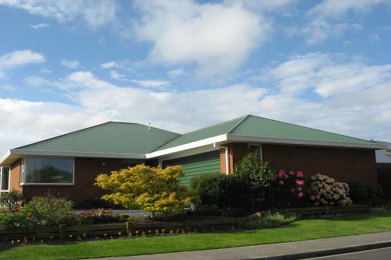 Photo of property in 7b Archer Place, Rangiora, 7400