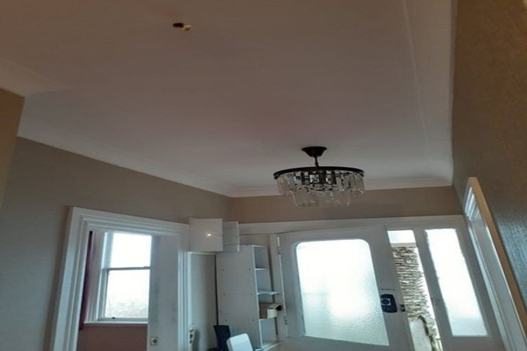 Photo of property in 6-10 Mudges Terrace, Newtown, Wellington, 6021