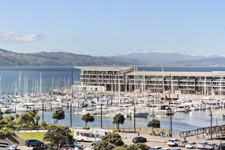 Photo of property in Piermont Apartments, 6e/82 Cable Street, Te Aro, Wellington, 6011