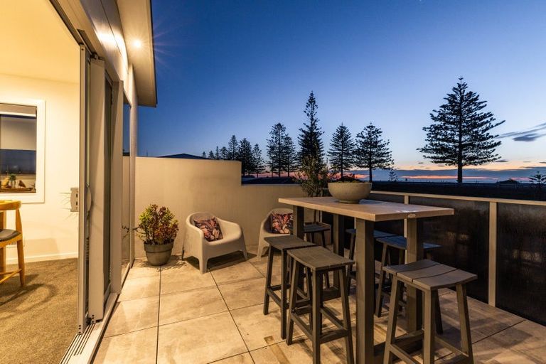 Photo of property in 136b Te Awa Avenue, Te Awa, Napier, 4110