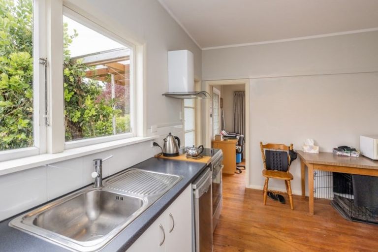 Photo of property in 47 Bluegum Road, Paraparaumu Beach, Paraparaumu, 5032