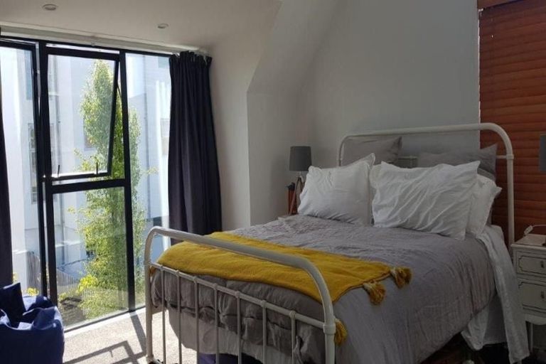 Photo of property in 3/90 Edgeware Road, St Albans, Christchurch, 8014