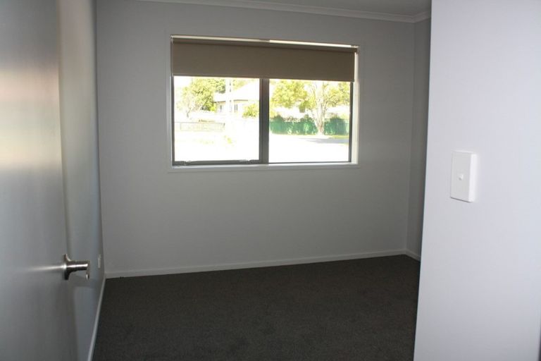 Photo of property in 7 South Street, Papakura, 2110
