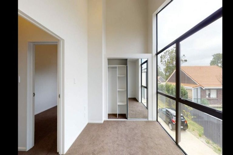 Photo of property in 1 Pasla Close, Papakura, 2110