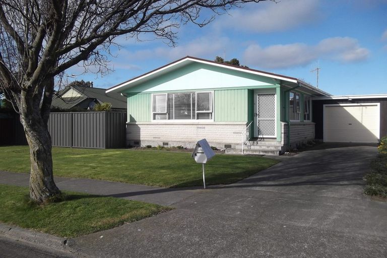 Photo of property in 4 Heaphy Street, Taradale, Napier, 4112