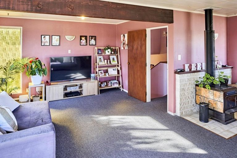 Photo of property in 456 Warspite Avenue, Ascot Park, Porirua, 5024