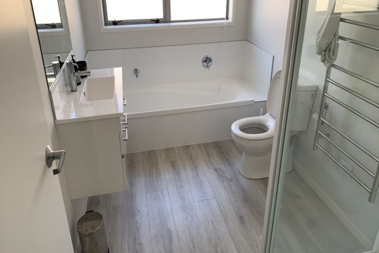 Photo of property in 108 Whakaturou Crescent, Pyes Pa, Tauranga, 3112