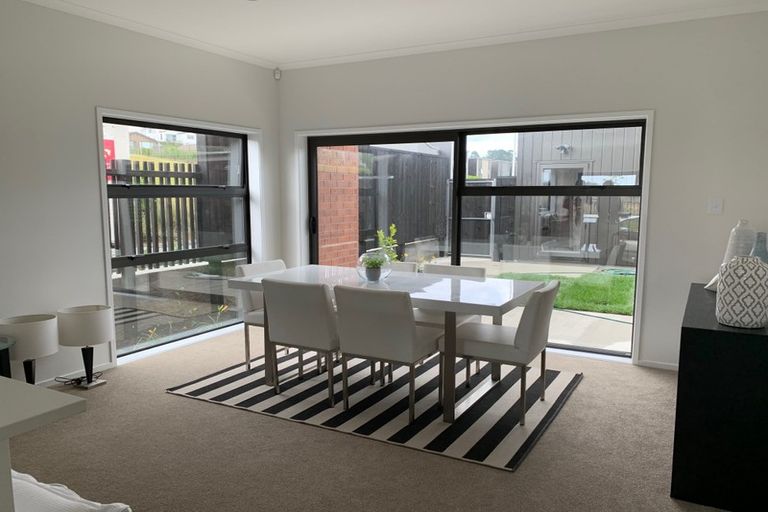 Photo of property in 30 Pennant Street, Long Bay, Auckland, 0630