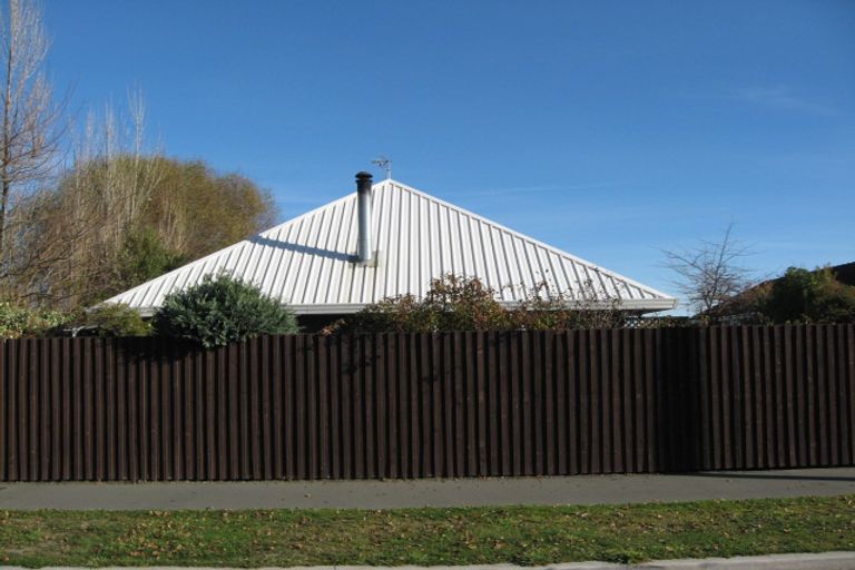 Photo of property in 94b Baker Street, New Brighton, Christchurch, 8083