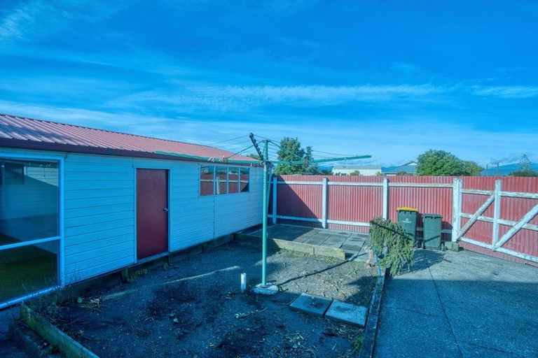 Photo of property in 154-156 Revell Street, Hokitika, 7810