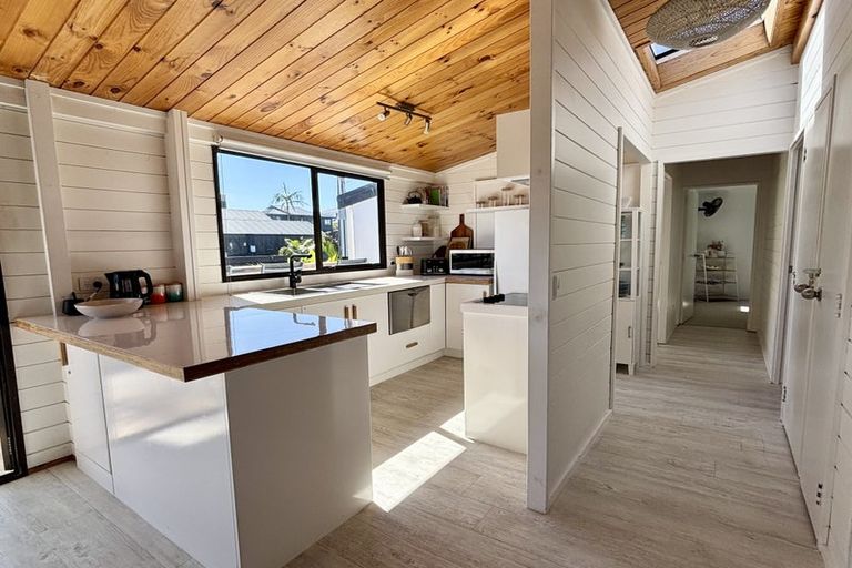 Photo of property in 216a Papamoa Beach Road, Papamoa Beach, Papamoa, 3118