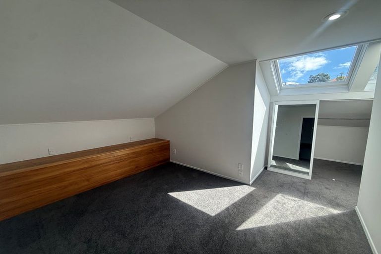 Photo of property in 8 Springfield Terrace, Kelburn, Wellington, 6012