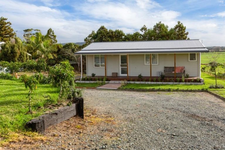 Photo of property in 125 Marsden Point Road, Ruakaka, 0116