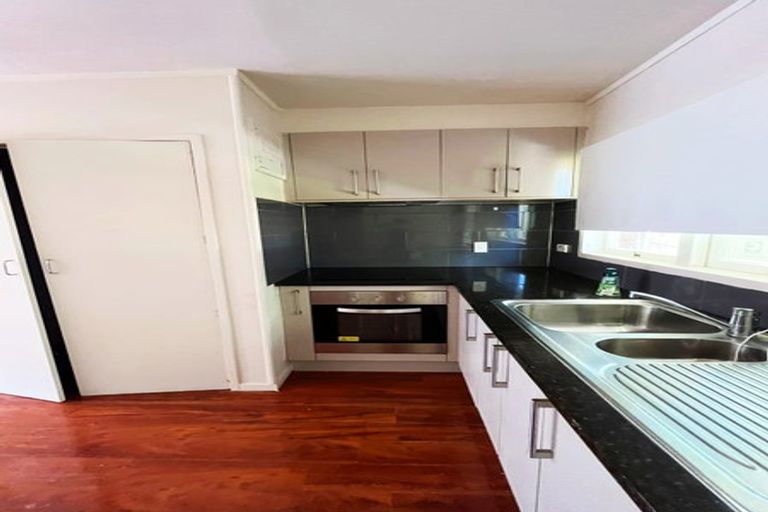 Photo of property in 2/1 Snell Place, Pakuranga, Auckland, 2010