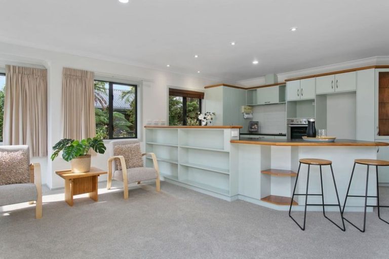 Photo of property in 13a Shaw Street, Leamington, Cambridge, 3432