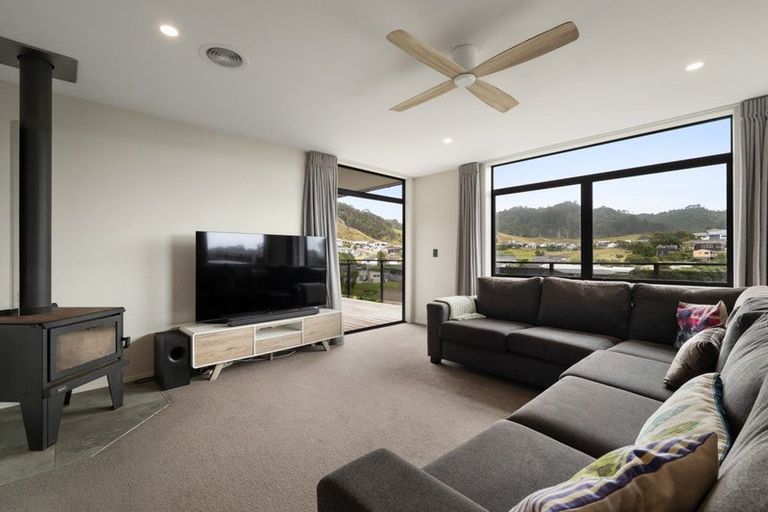 Photo of property in 13 Ralph Lane, Waihi Beach, 3611