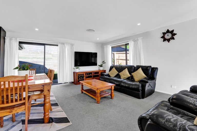 Photo of property in 51 Magnolia Drive, Westown, New Plymouth, 4310