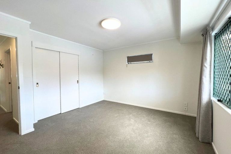 Photo of property in 17 Okura River Road, Okura, Albany, 0792