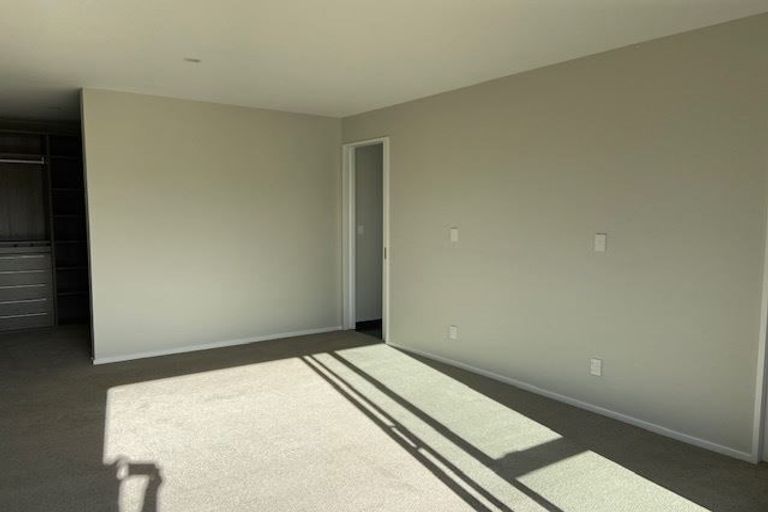 Photo of property in 8 Jozecom Place, Rolleston, 7614