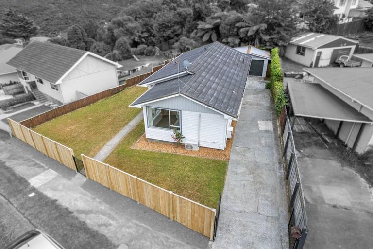 Photo of property in 10 Christchurch Crescent, Kelson, Lower Hutt, 5010