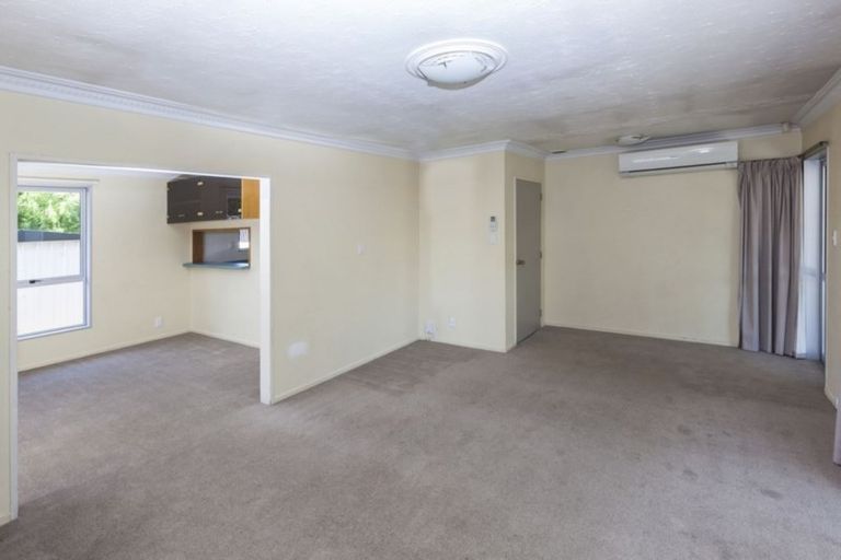 Photo of property in 27 Lakewood Drive, Burwood, Christchurch, 8083