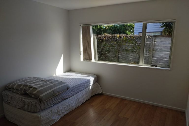 Photo of property in 419 Bucklands Beach Road, Bucklands Beach, Auckland, 2012