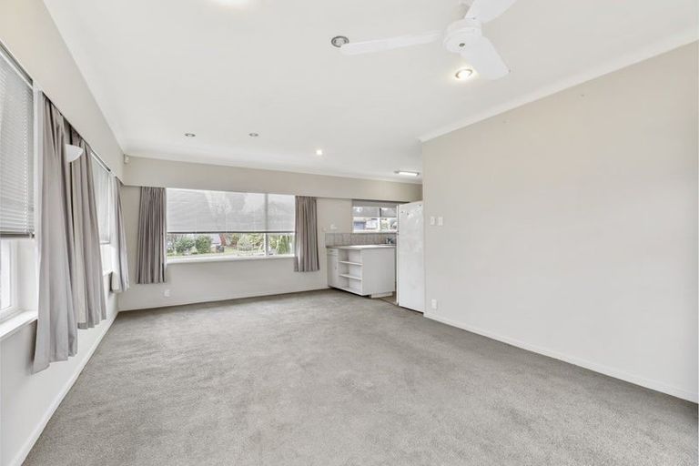 Photo of property in 1/5 Ashdown Place, Pahurehure, Papakura, 2113