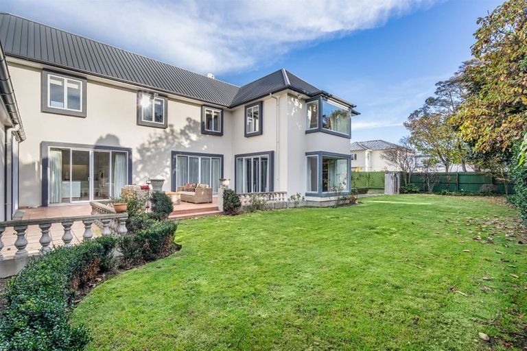 Photo of property in 93 Carlton Mill Road, Merivale, Christchurch, 8014