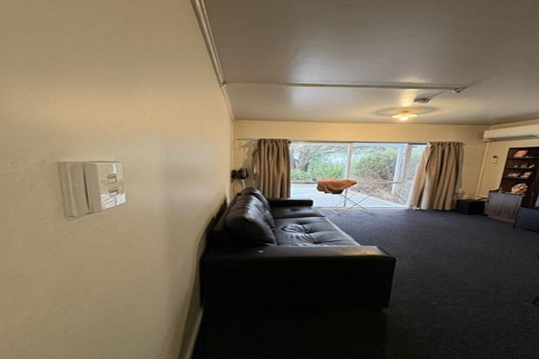Photo of property in 95 Farmer Crescent, Taita, Lower Hutt, 5011